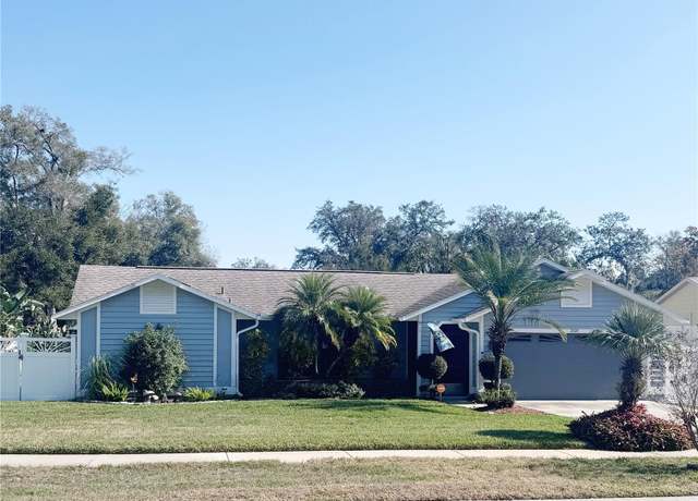 Property at 2426 Dresden Trl, Apopka, FL 32712, 4 beds, 2 baths