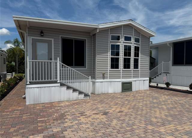 Property at 2450 Cypress St, Clermont, FL 34714, 1 bed, 1 bath