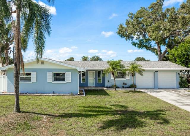 Property at 2165 Campus Dr, Clearwater, FL 33764, 4 beds, 2 baths