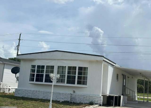Property at 8401 Breeze Hill Dr, Lake Wales, FL 33898, 2 beds, 2 baths