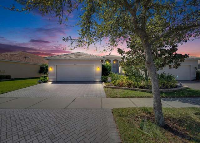 Property at 15657 Aurora Lake Cir, Wimauma, FL 33598, 3 beds, 2 baths