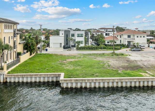 Property at 4935 W Melrose Ave N, Tampa, FL 33629