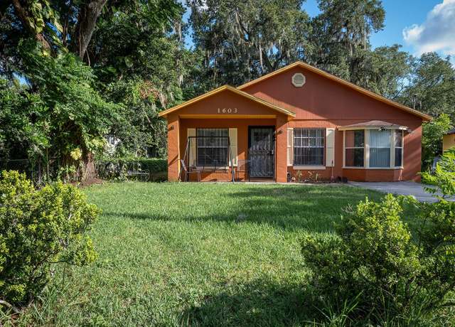 Property at 1603 15th, Sanford, FL 32771, 3 beds, 2 baths