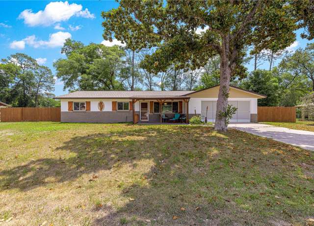 Property at 5005 NE 22nd Ave, Ocala, FL 34479, 3 beds, 2 baths
