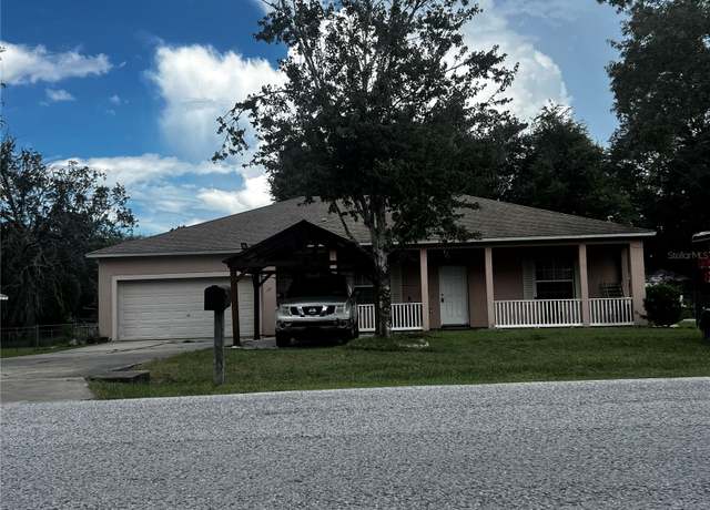 Property at 27 Willow Rd, Ocala, FL 34472, 3 beds, 2 baths