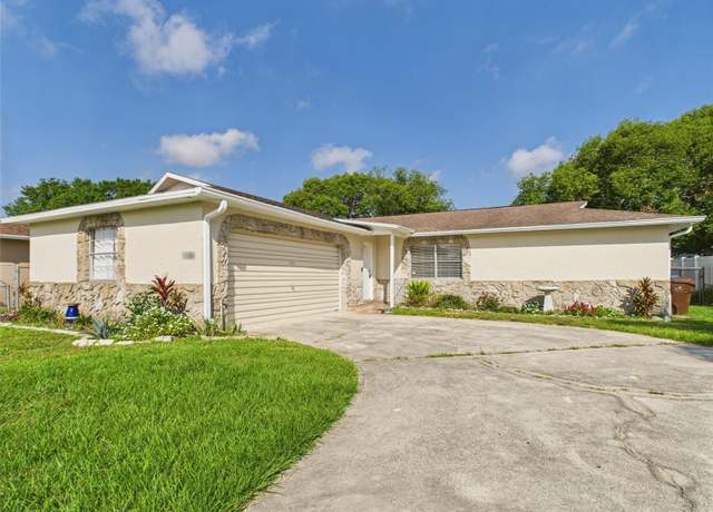 Property at 2434 Mill Run Blvd, Kissimmee, FL 34744, 3 beds, 2 baths