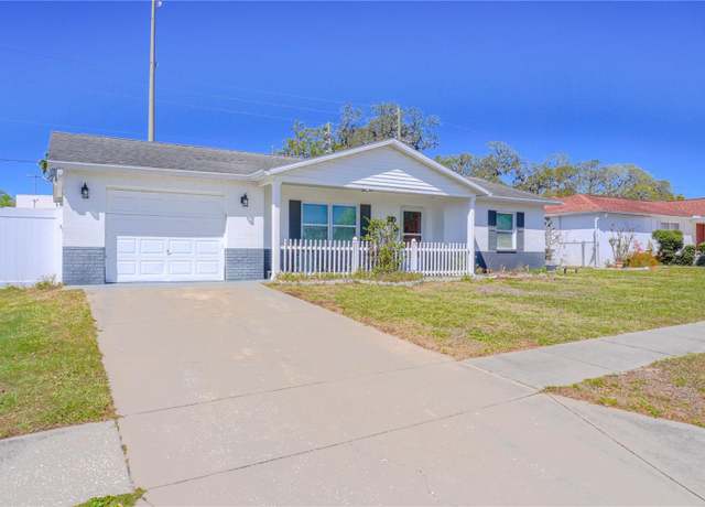 Property at 7827 Crosier Ct, New Port Richey, FL 34653, 2 beds, 1.5 baths