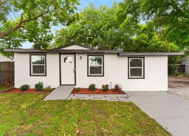 Property at 760 S Park Ave, Winter Garden, FL 34787, 3 beds, 2 baths