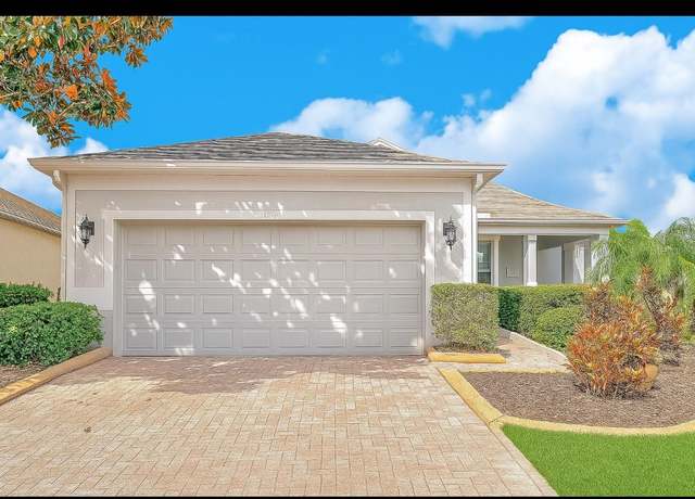 Property at 119 Crescent Moon Dr, Groveland, FL 34736, 2 beds, 2 baths