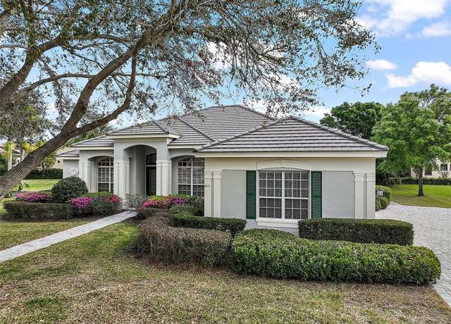Property at 2031 Capri Ln, Mount Dora, FL 32757, 4 beds, 2 baths