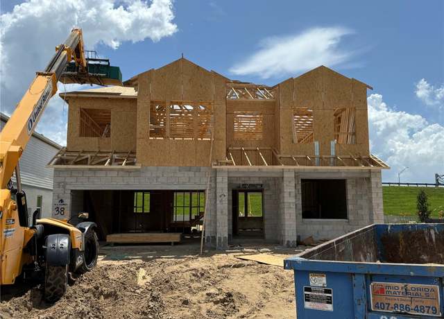 Property at 714 Pointe Emerson Blvd, Apopka, FL 32703, 4 beds, 3 baths