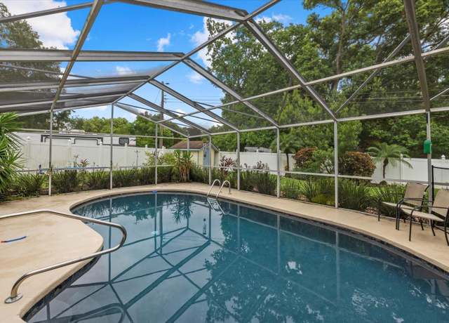 Property at 5310 Verana Ct, Lakeland, FL 33813, 4 beds, 3 baths