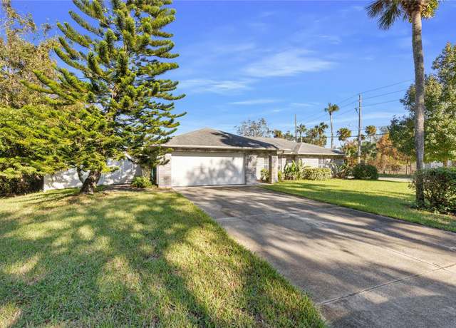 Property at 203 N Duss St, New Smyrna Beach, FL 32168, 3 beds, 2 baths