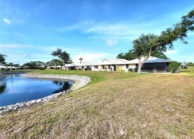 Property at 57 Sandstone Cir, Venice, FL 34293, 2 beds, 2 baths