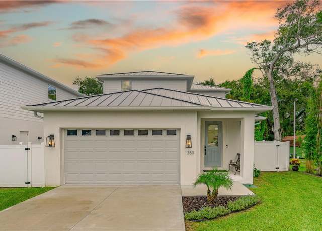 Property at 350 E 2nd Ave, New Smyrna Beach, FL 32169, 3 beds, 2.5 baths