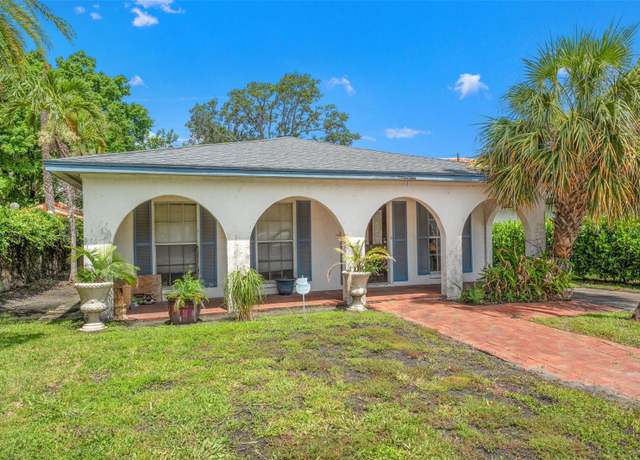 Property at 128 W Davis Blvd, Tampa, FL 33606, 3 beds, 2 baths