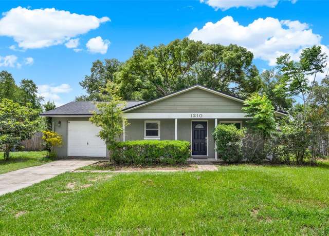 Property at 1210 Quintuplet Dr, Casselberry, FL 32707, 3 beds, 2 baths