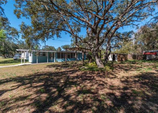 Property at 18655 SE 20th Pl, Silver Springs, FL 34488, 2 beds, 1 bath