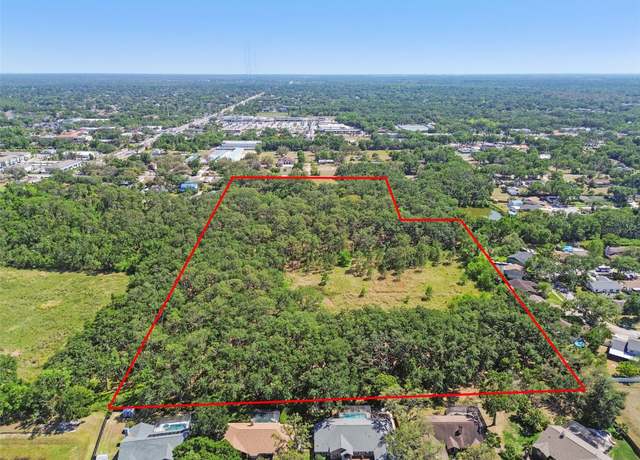 Property at 903 Knowles Rd, Brandon, FL 33511