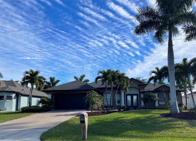 Property at 8384 Antwerp Cir, Port Charlotte, FL 33981, 3 beds, 2 baths
