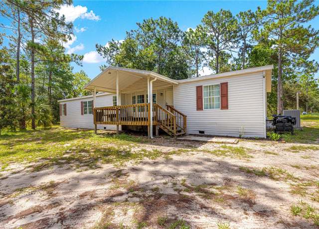 Property at 16410 SE 119th St, Ocklawaha, FL 32179, 3 beds, 2 baths