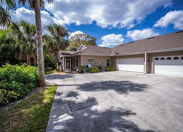 Property at 1355 Red Oak Ln, Port Charlotte, FL 33948, 3 beds, 2 baths