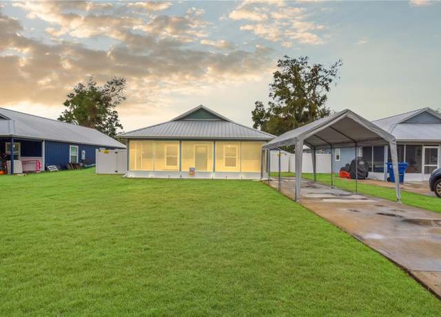 Property at 626 NW 9th Ave, Webster, FL 33597, 3 beds, 2 baths