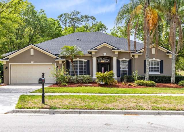 Property at 640 Brookfield Pl, Apopka, FL 32712, 4 beds, 3 baths