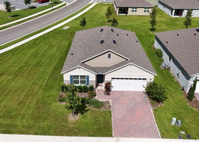 Property at 33409 Country House Dr, Sorrento, FL 32776, 4 beds, 2 baths