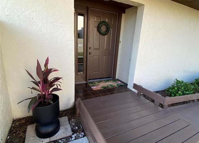 Property at 1880 N Crystal Lake Dr #3, Lakeland, FL 33801, 2 beds, 2 baths