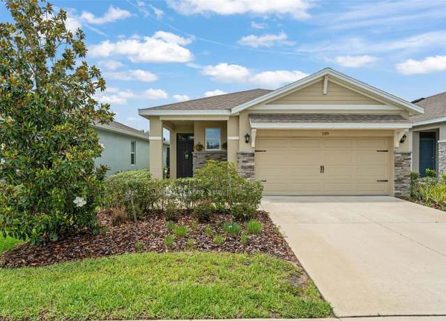 Property at 5395 Sunshine Dr, Wildwood, FL 34785, 3 beds, 2 baths