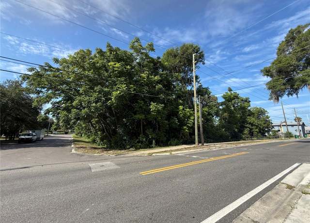 Property at 412 W Beresford Ave, Deland, FL 32720
