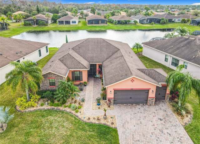 Property at 484 Villa Park Rd, Kissimmee, FL 34759, 2 beds, 2.5 baths
