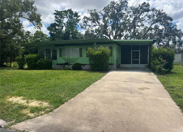 Property at 12136 Fairway Ave, Brooksville, FL 34613, 2 beds, 2 baths