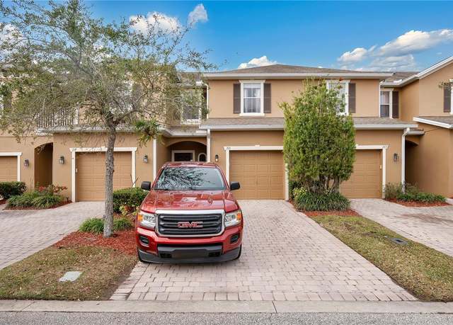 Property at 221 Aston Grande Dr, Daytona Beach, FL 32124, 3 beds, 2.5 baths