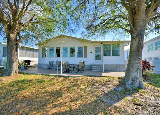 Property at 587 Village Blvd, Frostproof, FL 33843, 2 beds, 2 baths