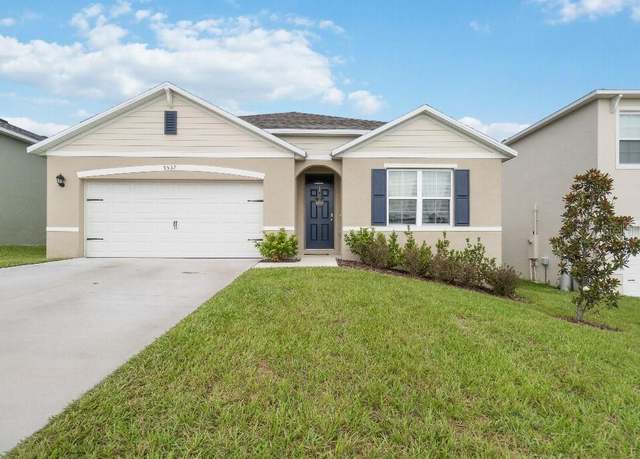 Property at 9532 Black Walnut Dr, Clermont, FL 34715, 4 beds, 2 baths