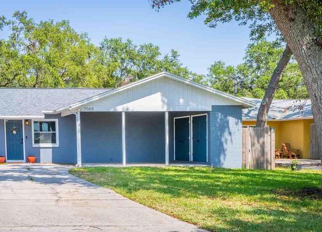 Property at 7065 73rd St N, Pinellas Park, FL 33781, 2 beds, 2 baths