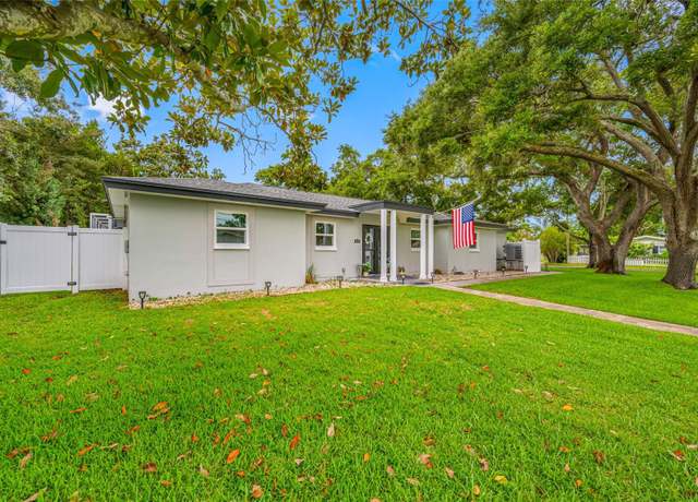 Property at 1641 Jeffords St, Clearwater, FL 33756, 3 beds, 2.5 baths