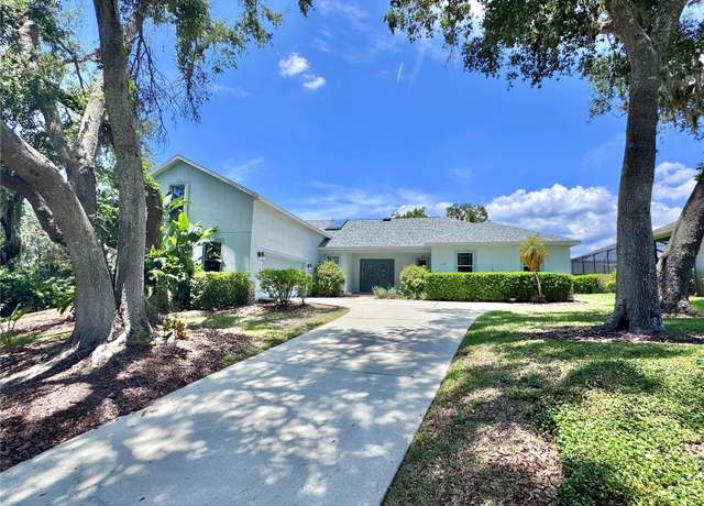 Property at 117 Camelot Ridge Dr, Brandon, FL 33511, 4 beds, 4 baths