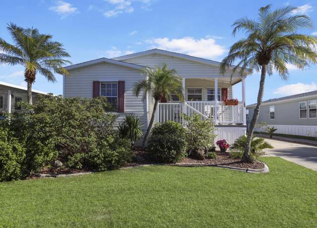 Property at 2100 Kings Hwy #100, Port Charlotte, FL 33980, 2 beds, 2 baths