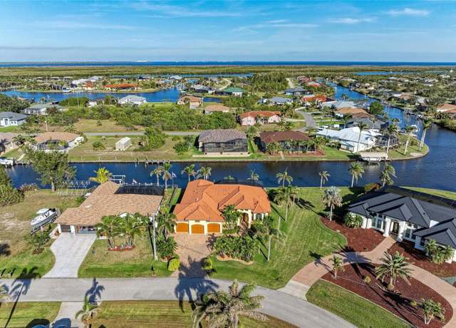 Property at 8264 Antwerp Cir, Port Charlotte, FL 33981, 3 beds, 2 baths