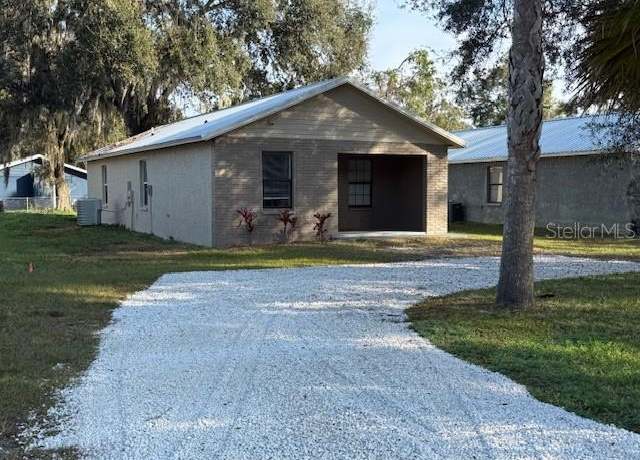 Property at 1352 SW 69th Rd, Bushnell, FL 33513, 3 beds, 2 baths