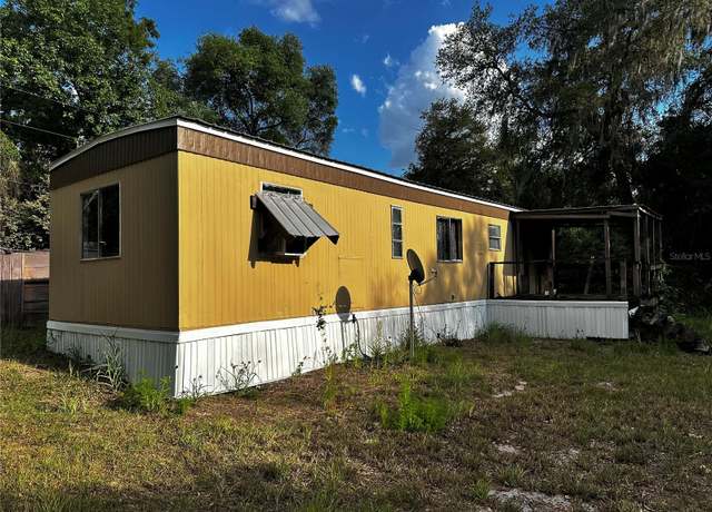 Property at 4050 NE 171st Ct, Silver Springs, FL 34488, 2 beds, 1 bath