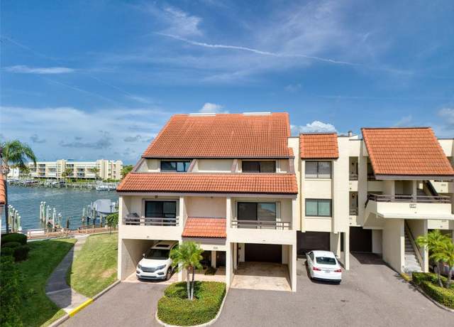 Property at 128 1st St E #102, Tierra Verde, FL 33715, 2 beds, 2.5 baths