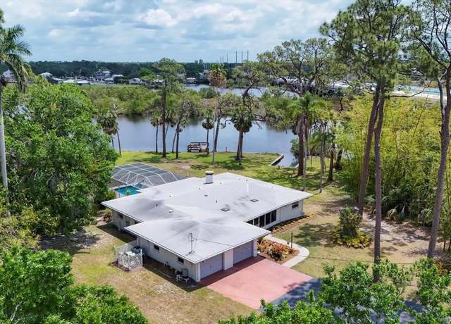 Property at 4311 52nd St E, Bradenton, FL 34208, 3 beds, 2 baths