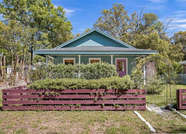Property at 637 NW 4th St, Gainesville, FL 32601, 3 beds, 2 baths