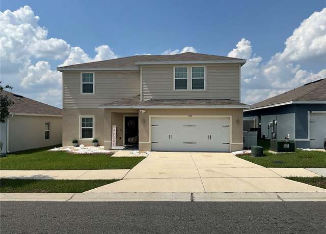 Property at 1193 Catskill Dr, Haines City, FL 33844, 4 beds, 2.5 baths