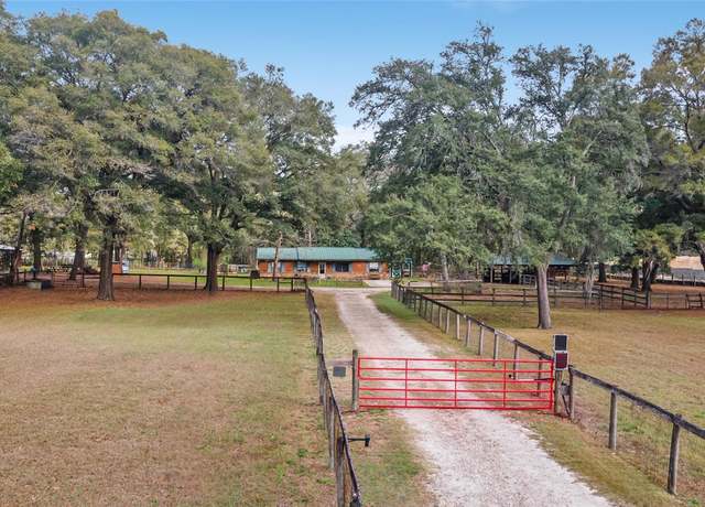 Property at 7025 NW 5th Ln, Ocala, FL 34482, 3 beds, 2 baths