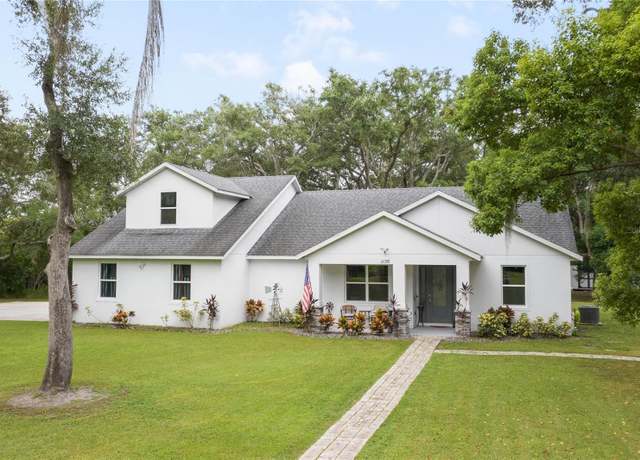 Property at 1136 Brick Rd, Winter Garden, FL 34787, 4 beds, 3 baths